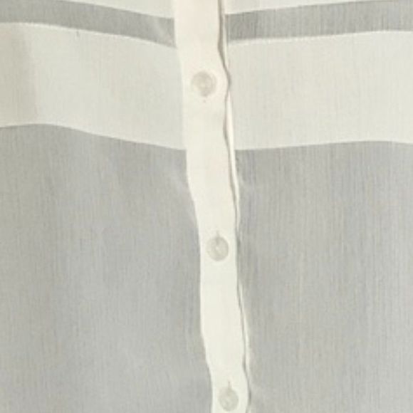 New Directions sheer white sleeveless button front top size L EUC - Picture 7 of 15